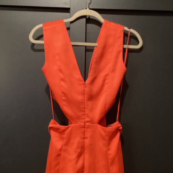 Revolve NICHOLAS Cut Out Tie-Front Orange Sleeveless V neck fitted Midi Dress 2 - Picture 4 of 7